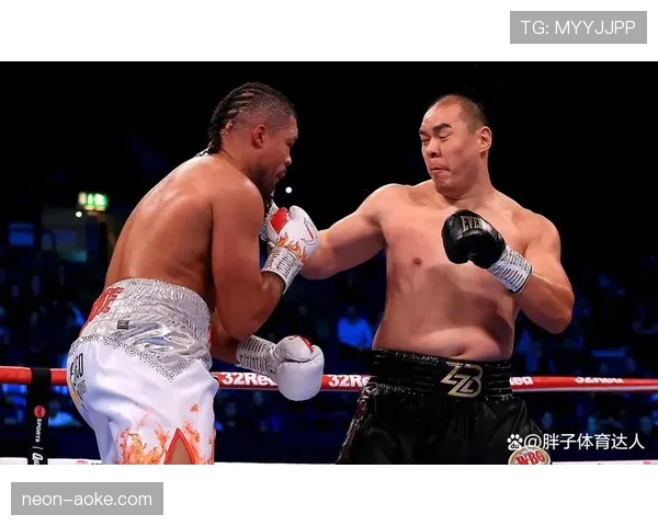 张志磊在家啃馒头练出百万美元肌肉? 张志磊在家啃馒头练出百万美元肌肉?